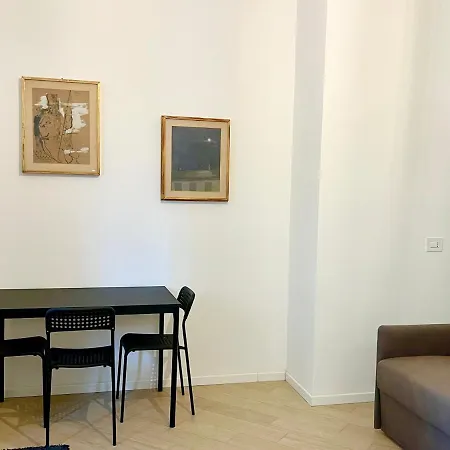 Apartment Casa Genova 1/2/3 *